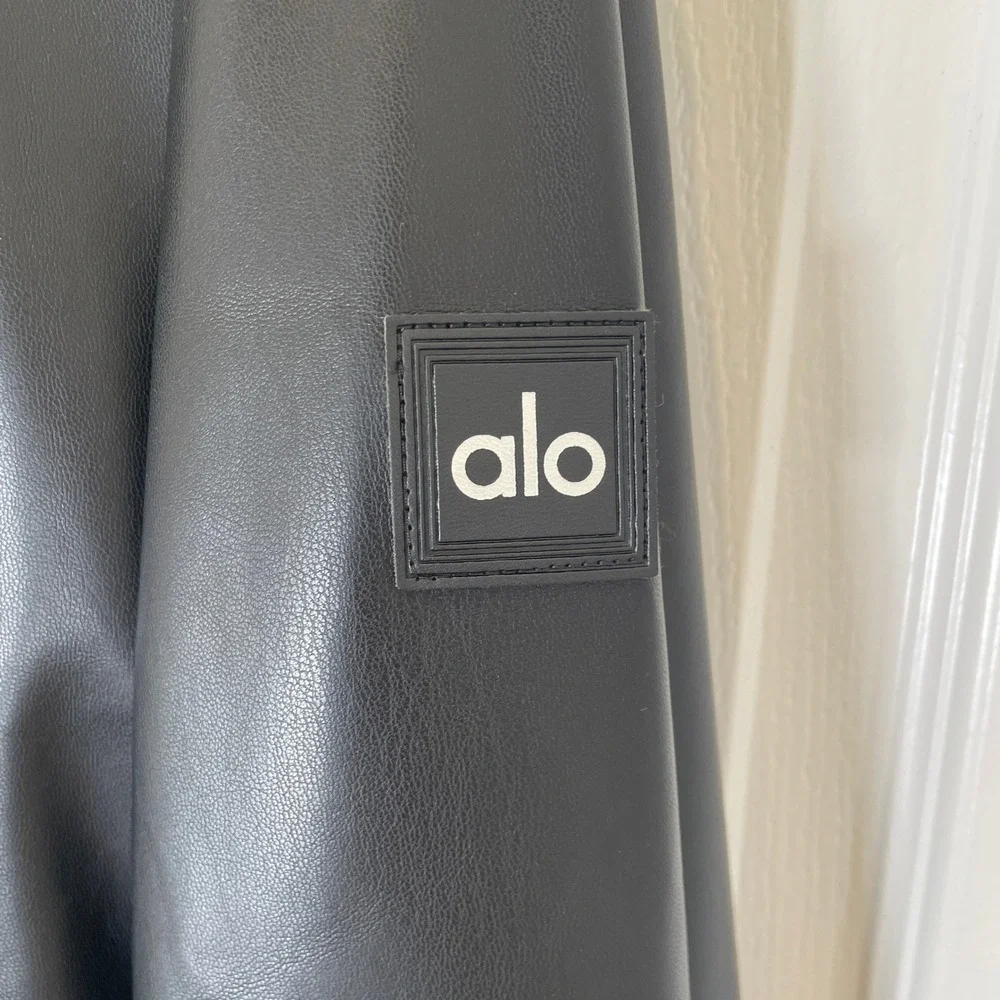 Alo Yoga Faux Leather Bomber Jacket Full Zip Cropped Hooded Black Sporty XS